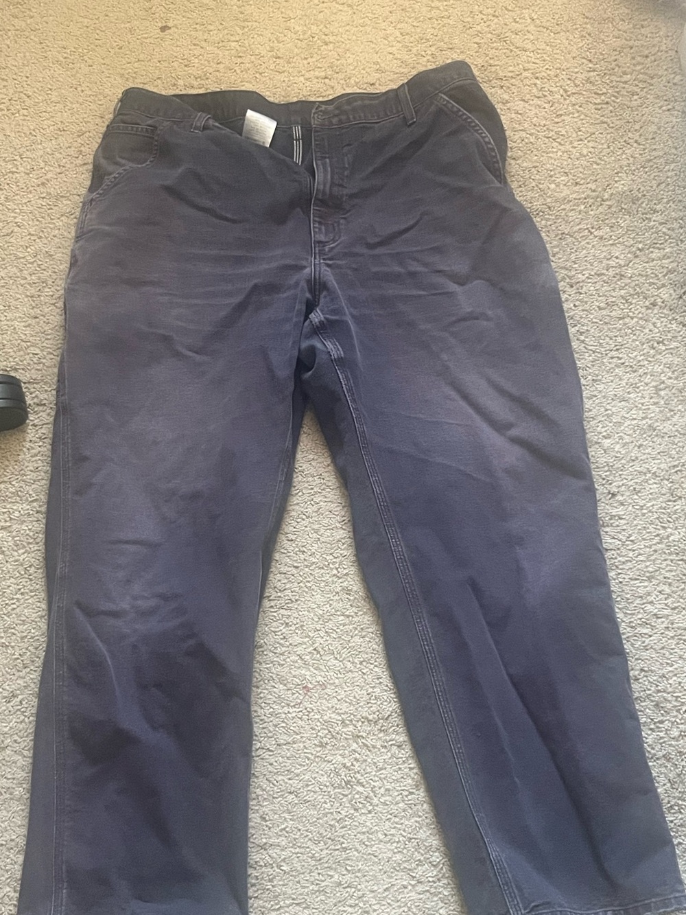 Men’s Carhartt cargos small imperfections 40x32
